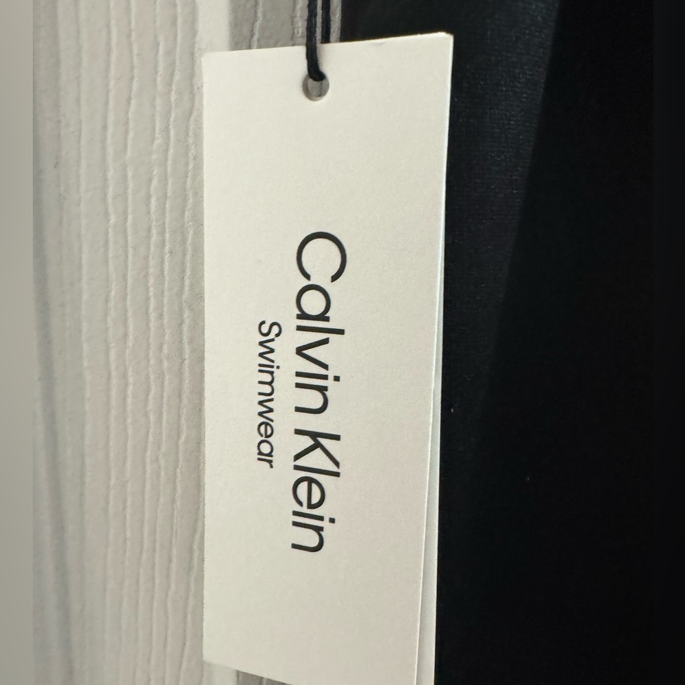 Calvin Klein Swimwear UPF 40+ Men’s XXL Black Shirt NWT - Picture 4 of 5